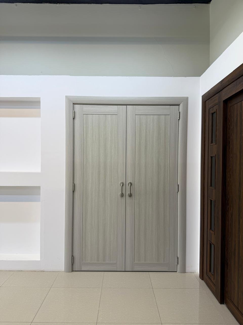 باب wpc درفتين مقابض استيل (1)